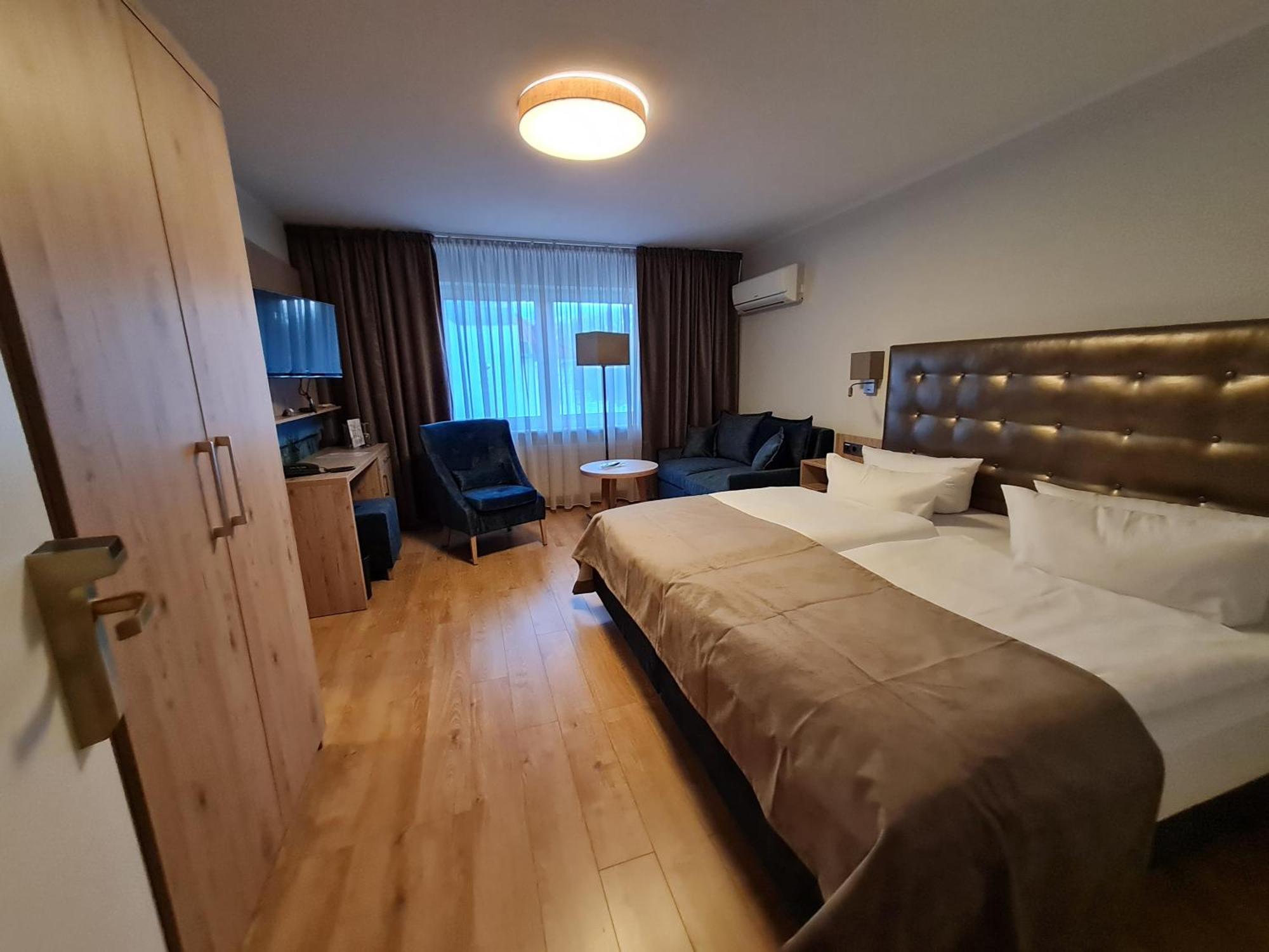 Seehotel Fahrhaus Бад-Цвишенан Экстерьер фото